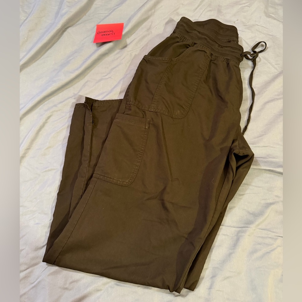 Women’s black scrub pants